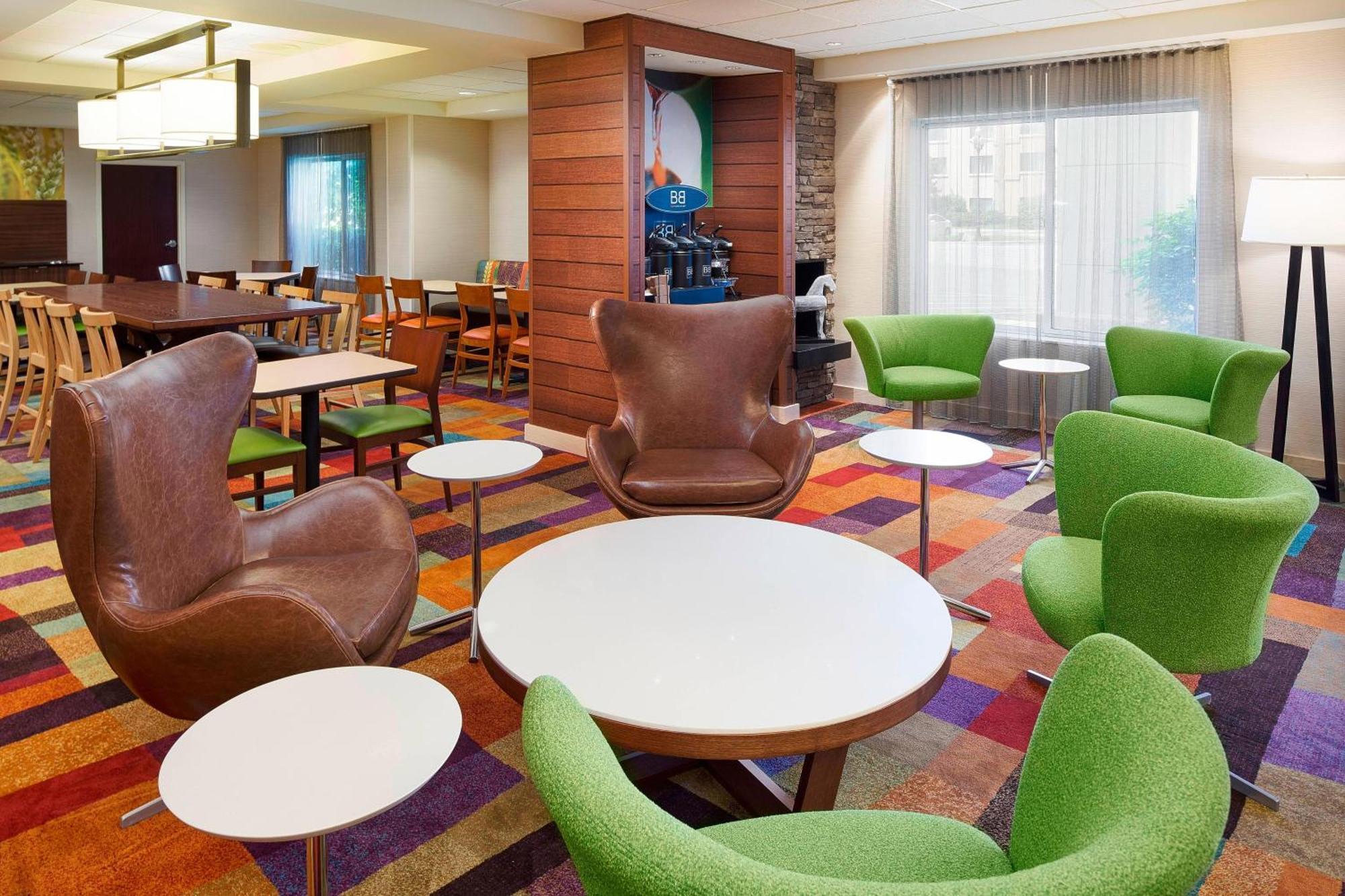 Fairfield Inn & Suites Chicago Midway Airport Bedford Park Экстерьер фото